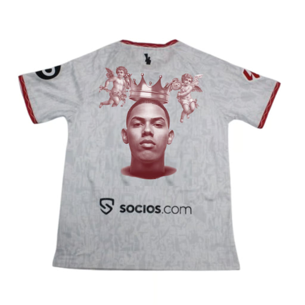 Sevilla x Myke Towers