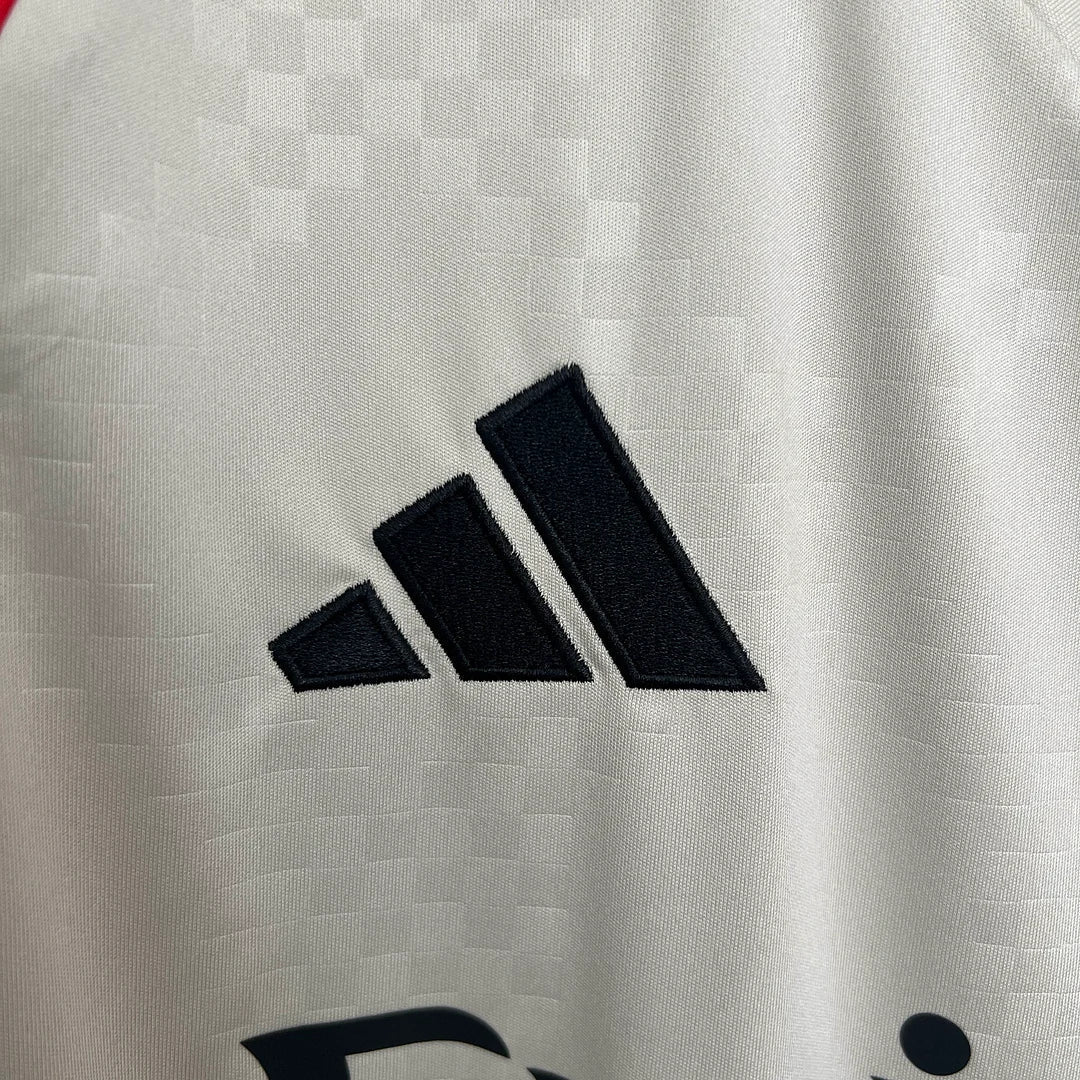 2025/2026 Benfica Visitante Kit