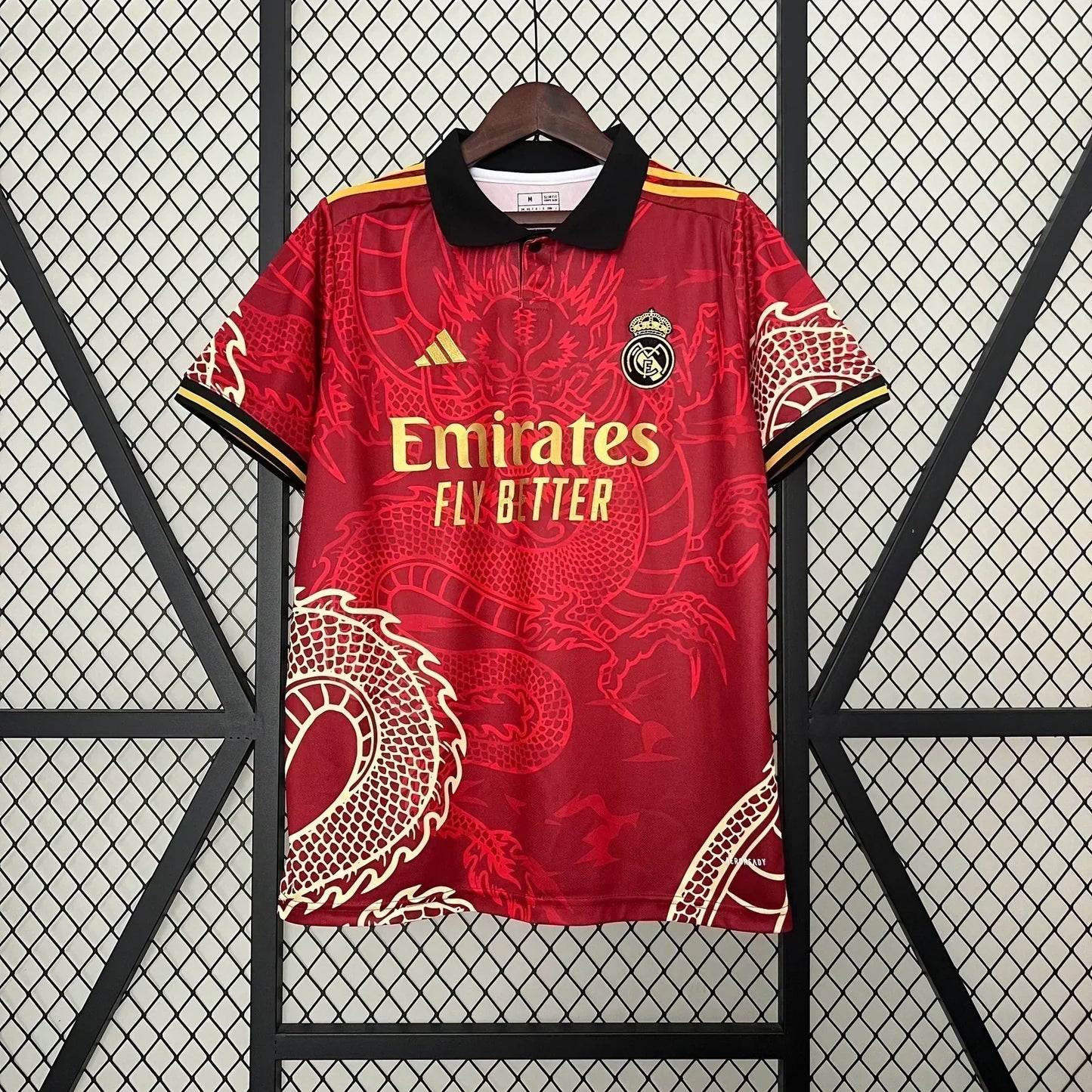 Real Madrid "Dragón De Fuego" Edición Especial