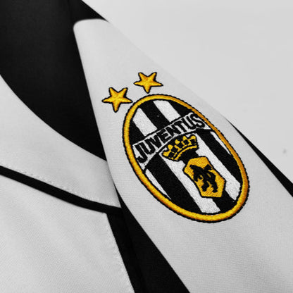 Juventus Retro 1997-1998 Manga Larga Local Kit
