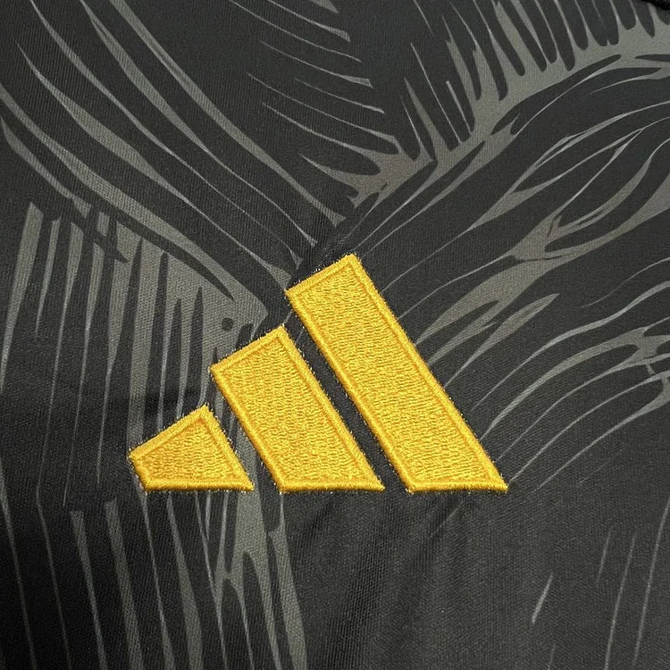 Real Madrid "Tigre" Edición Especial