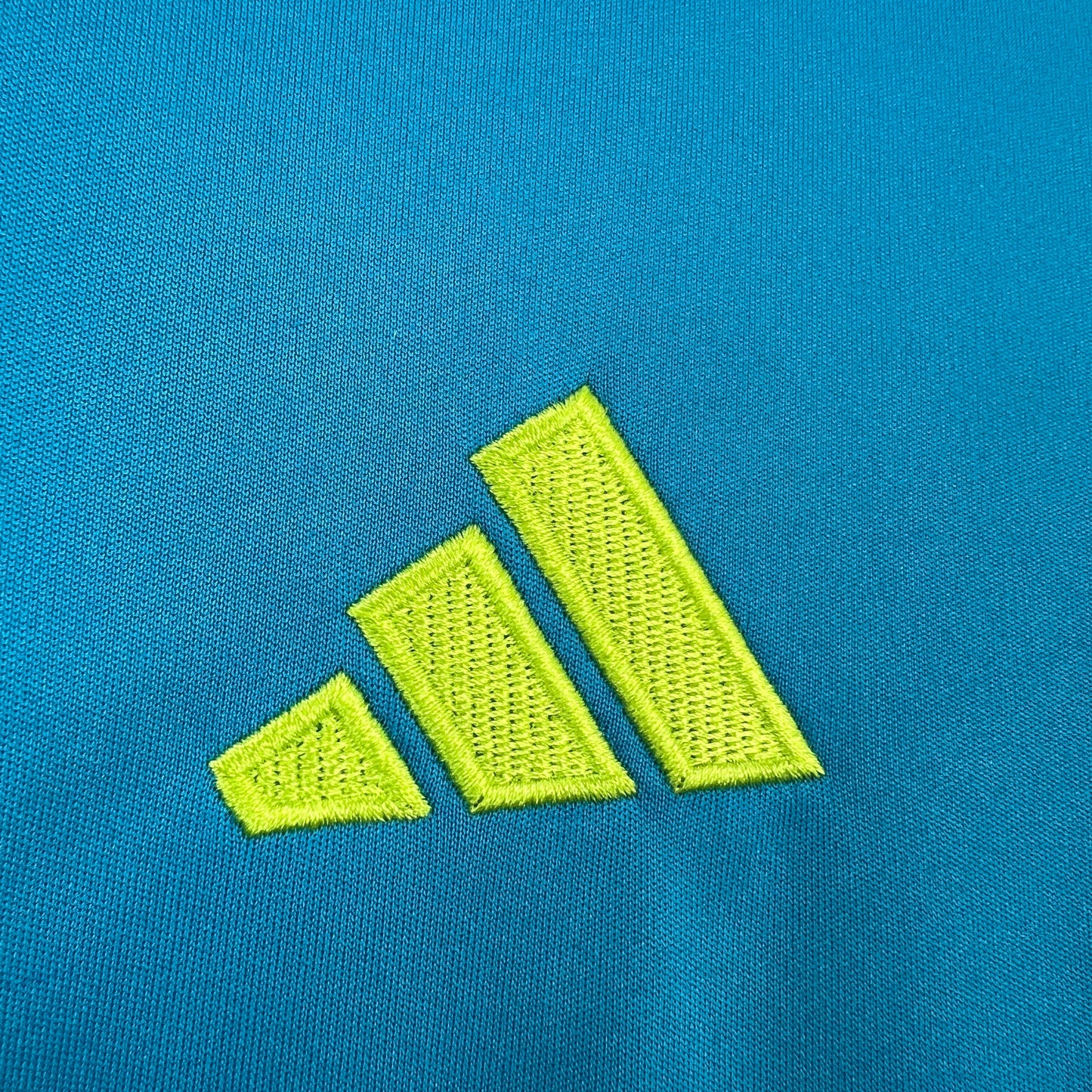 España Local Portero Kit 2026