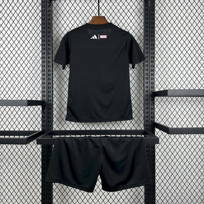 Real Madrid "Marvel" Edición Especial Talla Niño