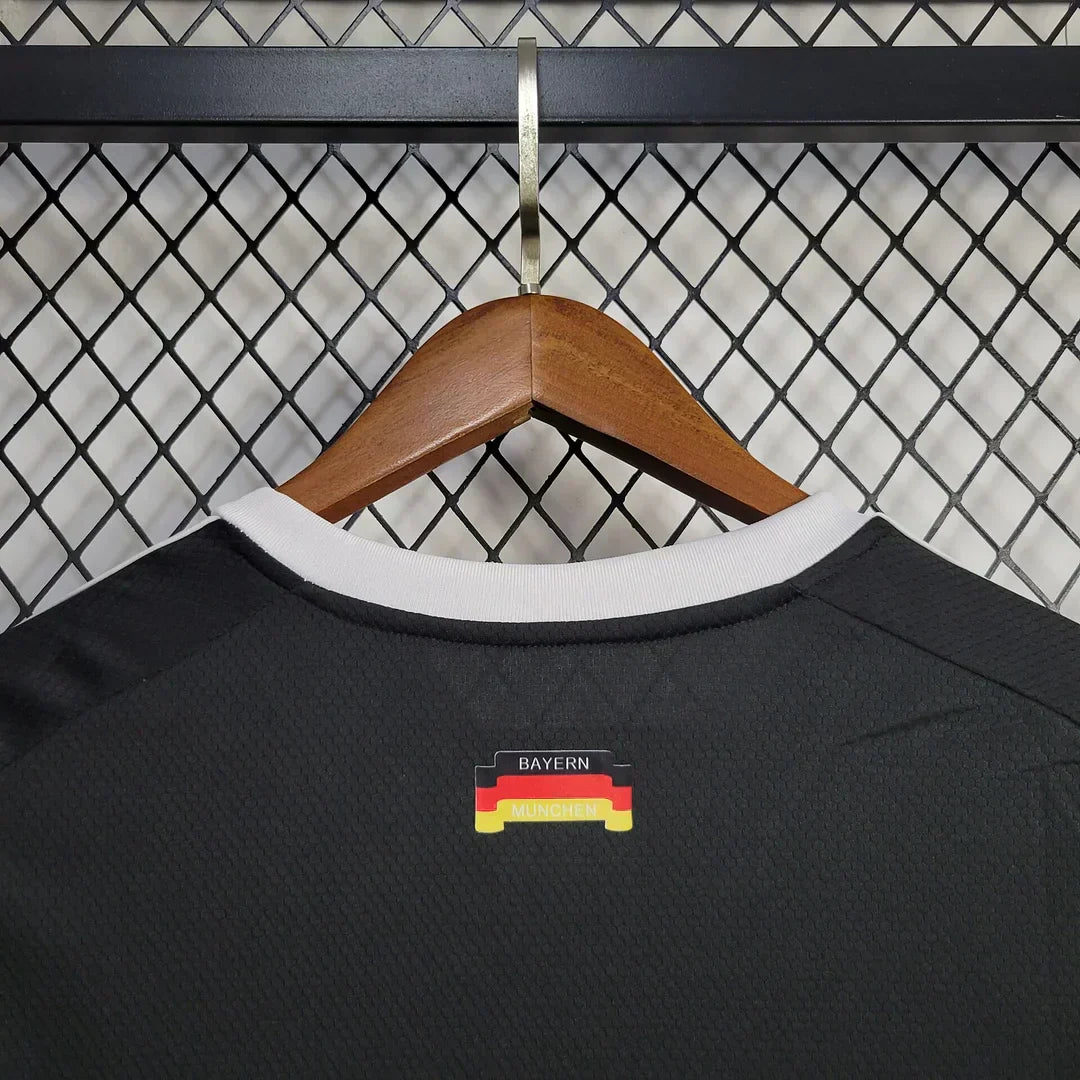 2024/2025 Bayern Munchen Entrenamiento Wear