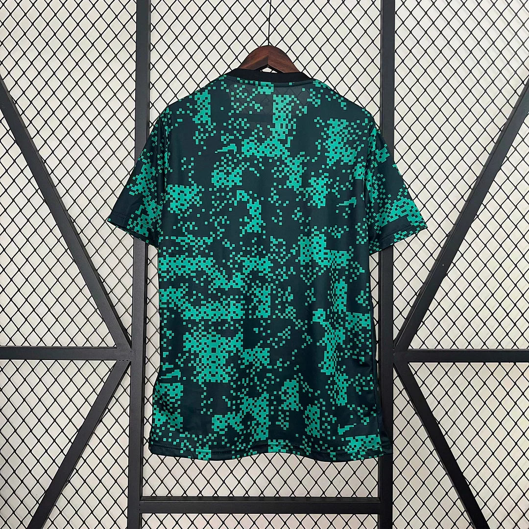 2024/2025 Sporting Lisbon Entrenamiento Wear