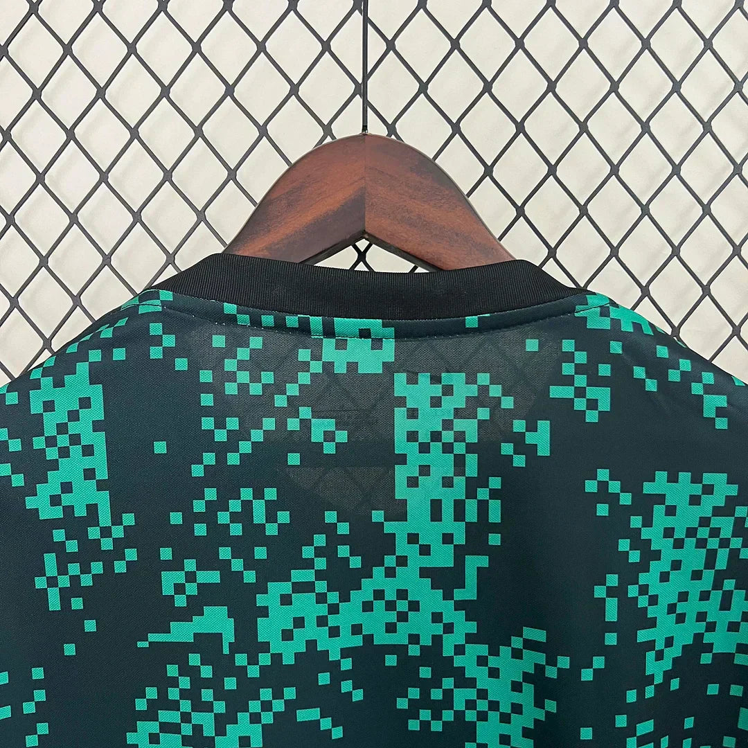 2024/2025 Sporting Lisbon Entrenamiento Wear